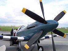 Spitfire Mk. XIV с контрвращающимися опорами