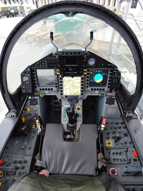 Кабина пилотов Eurofighter Typhoon